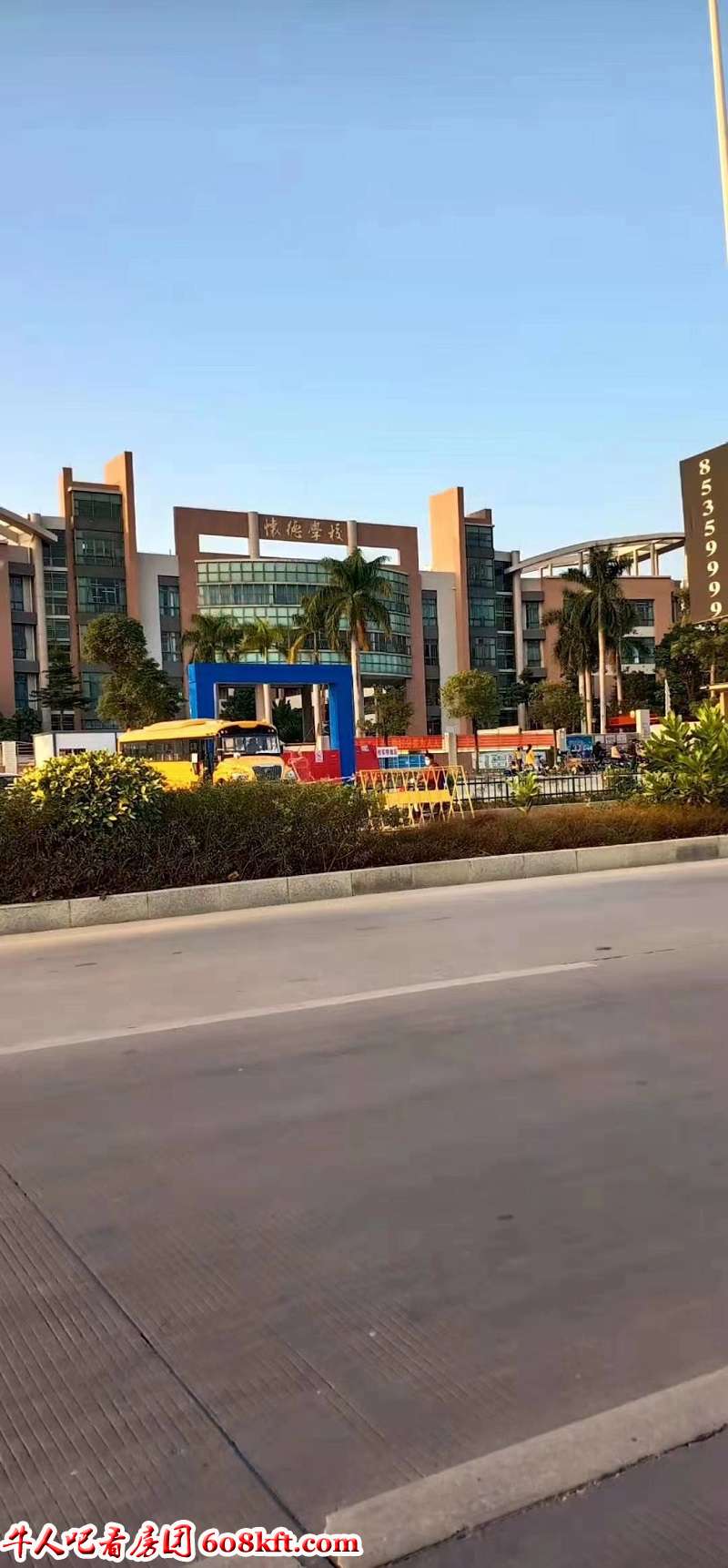 8万可以在东莞虎门怀德买大三房,大马路边上,超高使用率小产权房