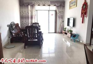 龙华玉翠新村二手房出售，三房两厅102平米，售价92万